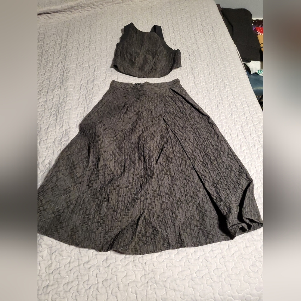 Crop top & skirt set